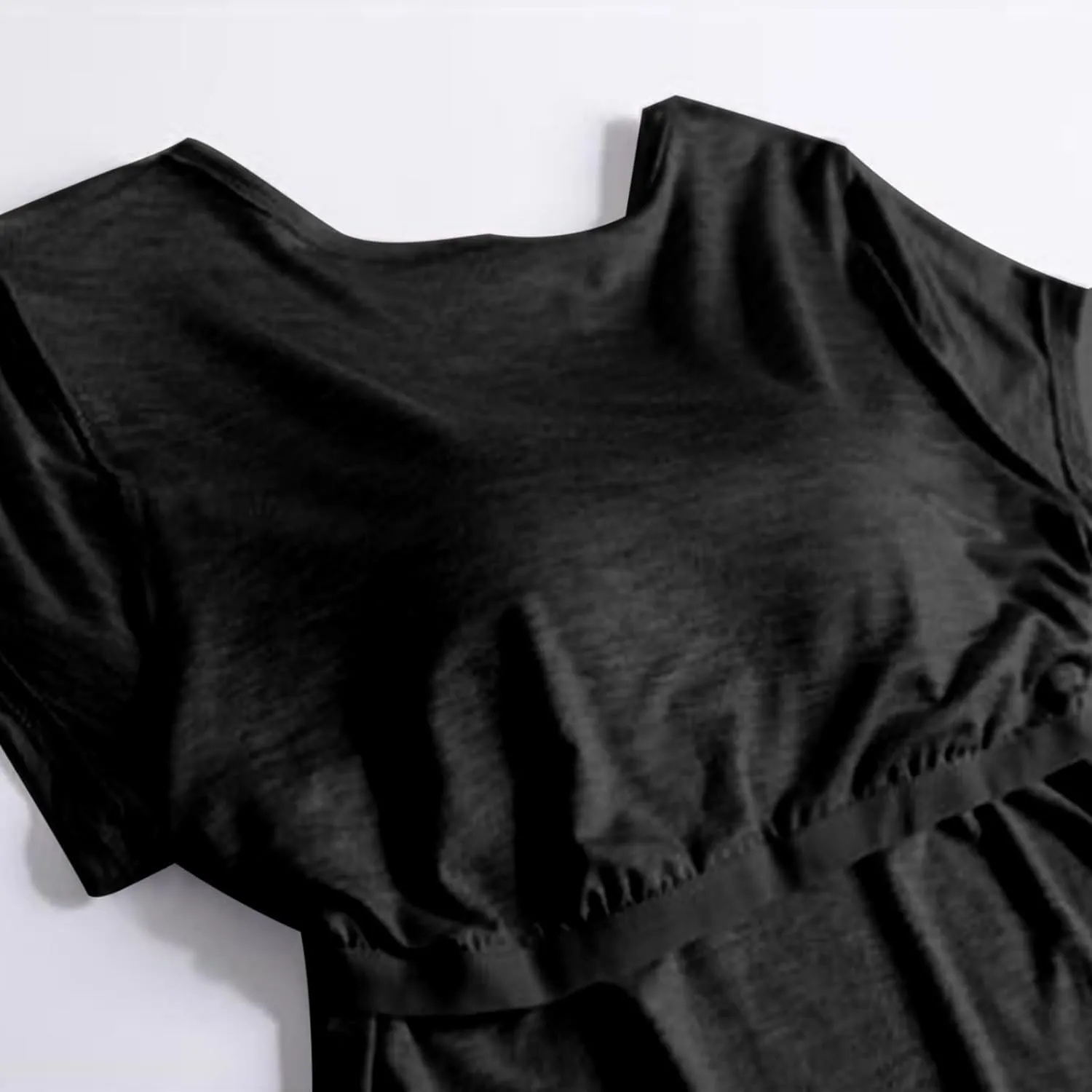 Basic Tees for Women Built in Bra Short Sleeve Crewneck Tops Workout Yoga T Shirts Summer Blouses 2025