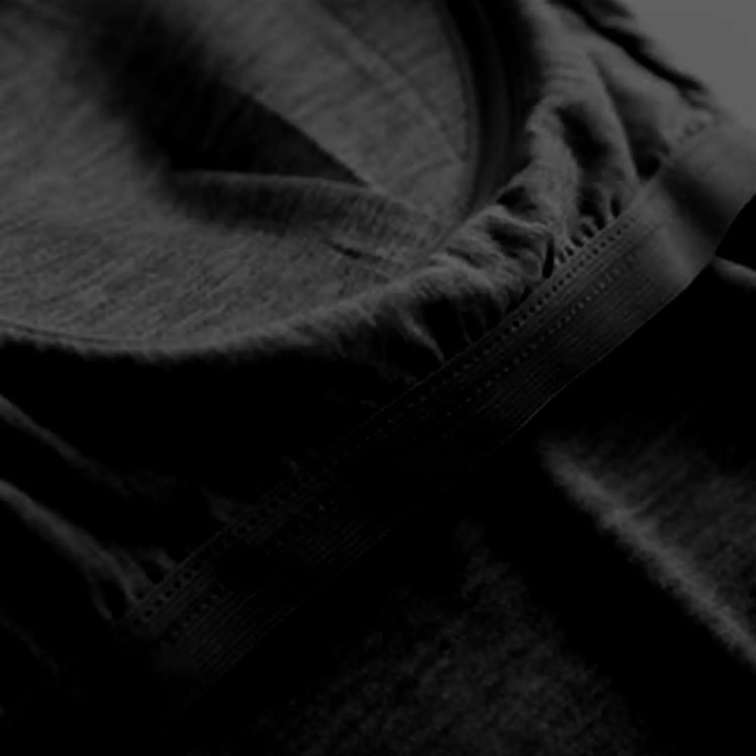 Basic Tees for Women Built in Bra Short Sleeve Crewneck Tops Workout Yoga T Shirts Summer Blouses 2025