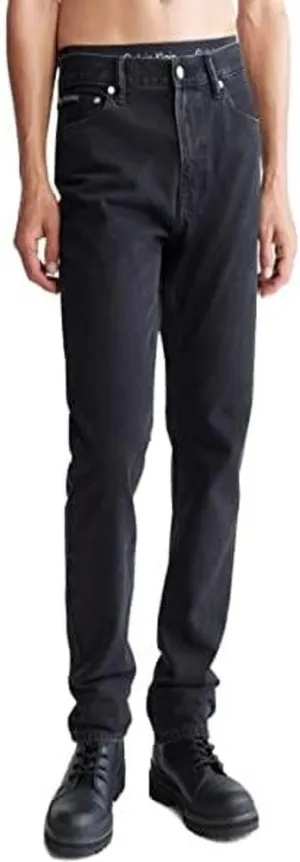 Calvin Klein Men's Straight Fit Jeans