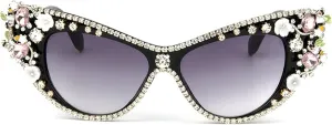 Cat Eye Diamond Sunglasses Women 2020 Oversized Punk Sun Glasses Crystal Vintage Rhinestone Glasses Eyewear UV400