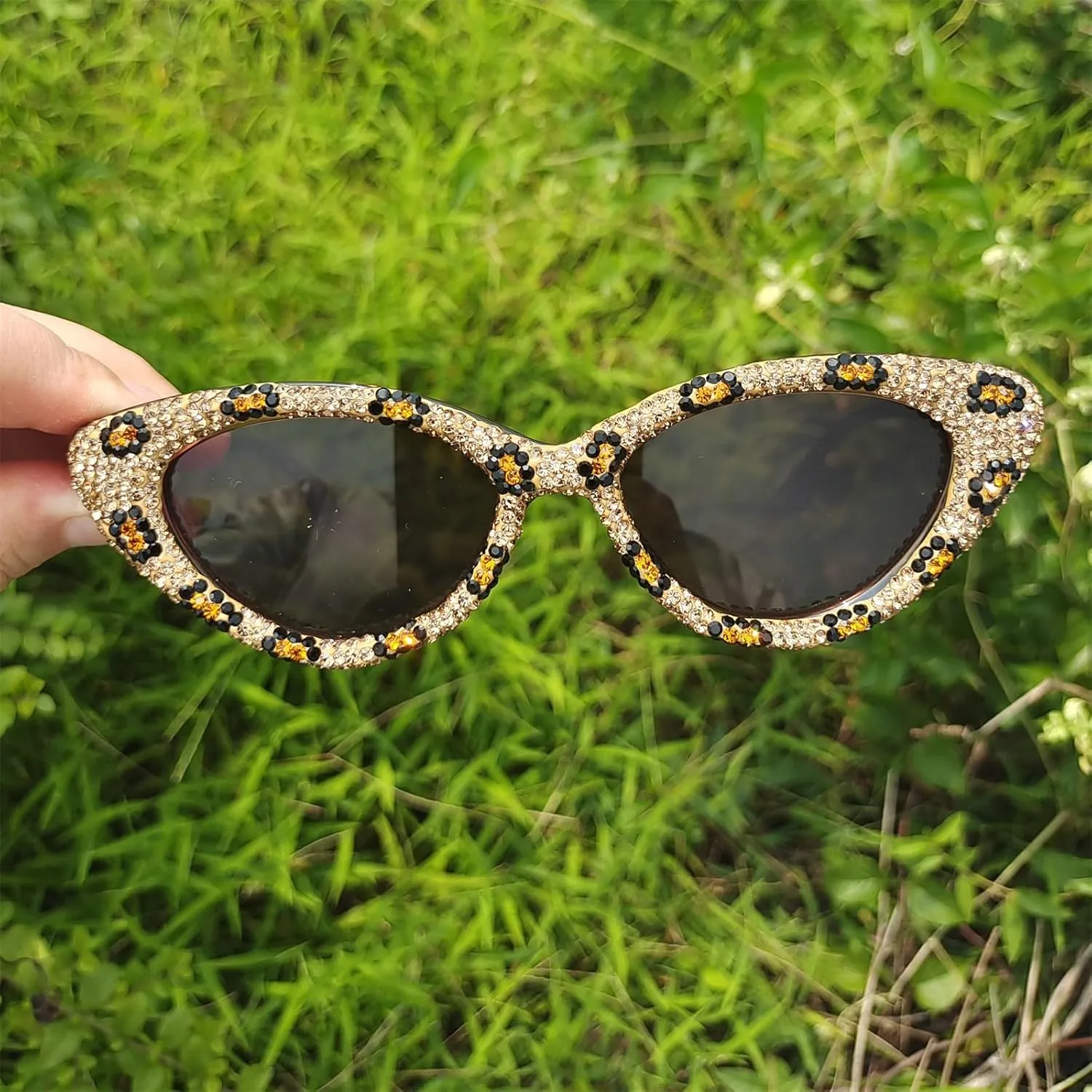 COTIA Cat Eye Rhinestone Sunglasses for Women Shiny Bling Crystal Diamond Sunglasses Trend Ladies Party Sun Glasses