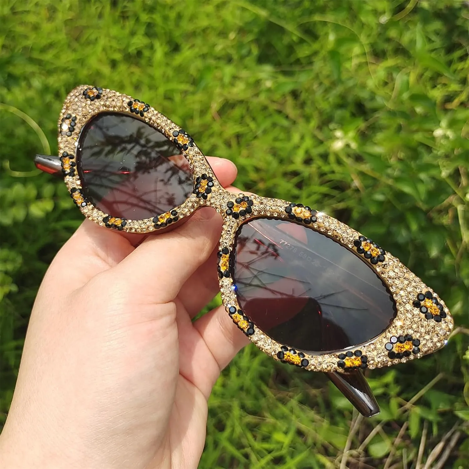 COTIA Cat Eye Rhinestone Sunglasses for Women Shiny Bling Crystal Diamond Sunglasses Trend Ladies Party Sun Glasses