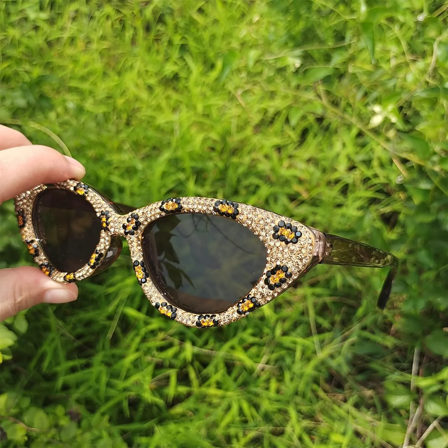 COTIA Cat Eye Rhinestone Sunglasses for Women Shiny Bling Crystal Diamond Sunglasses Trend Ladies Party Sun Glasses