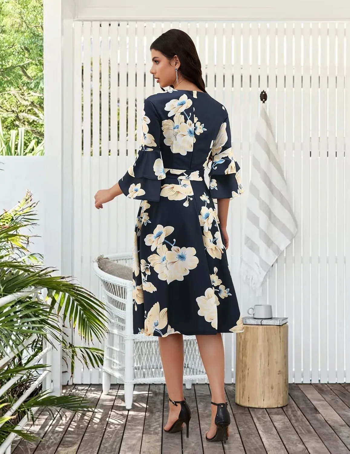 DRESSTELLS Cocktail Dress 2025, Long Bell Sleeves & V-Neck, Formal Bridesmaid Prom Dresses for Party