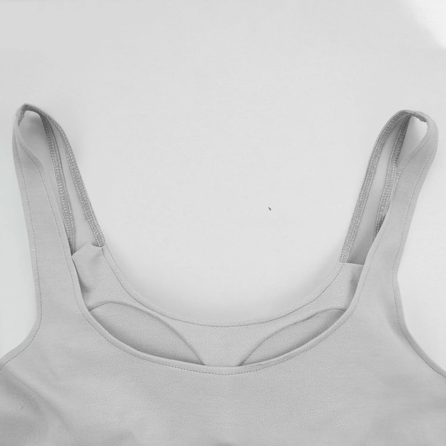 Tank Top with Built in Bra for Women Casual Summer Sleeveless Gym Crop Tops Workout Athletic Yoga Shirts