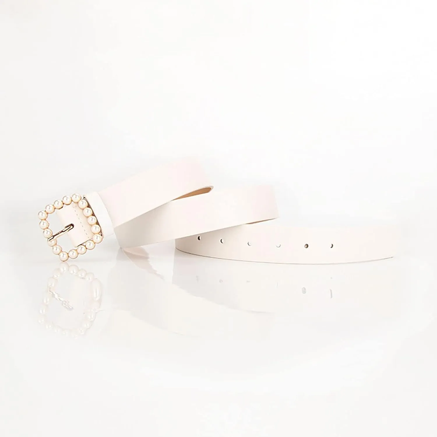 Women's Metal Belt Faux Leather Casual Basic Metal Buckle Fitted Buckle Metallic Comfy Single Breasted